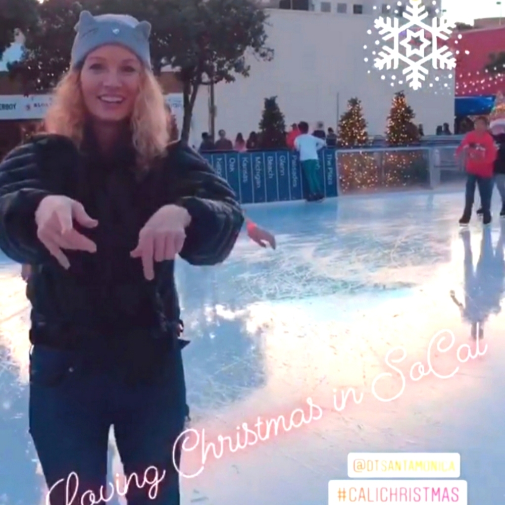 😻Kitten Beanie black OS NWT